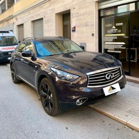 Infiniti QX70 3.0 diesel V6 AT GT Premium