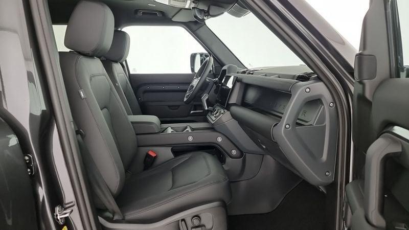 Land Rover Defender 110 3.0D I6 200 CV AWD Auto X-Dynamic SE
