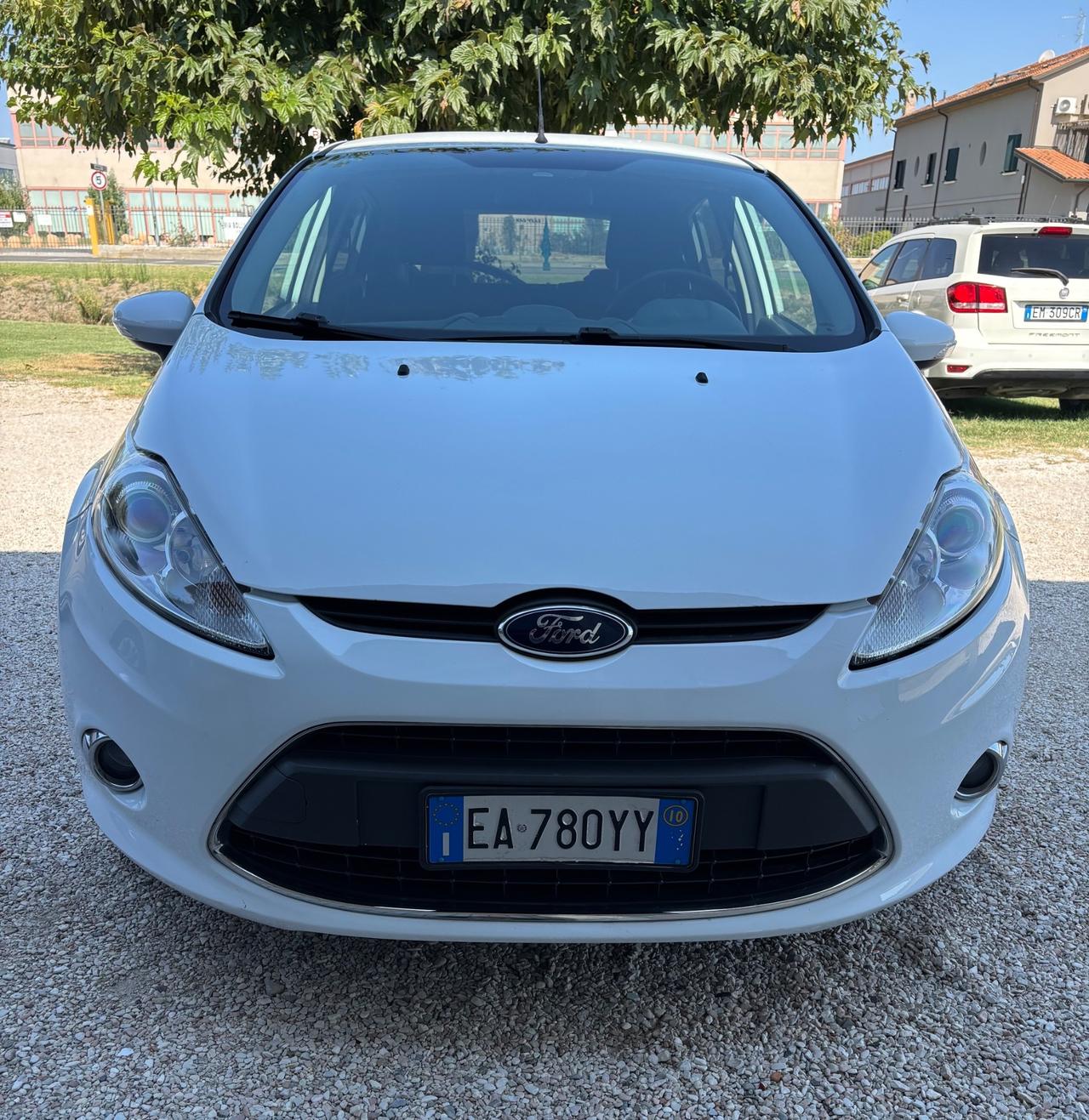Ford Fiesta 1.4 5 porte Bz.- GPL Titanium