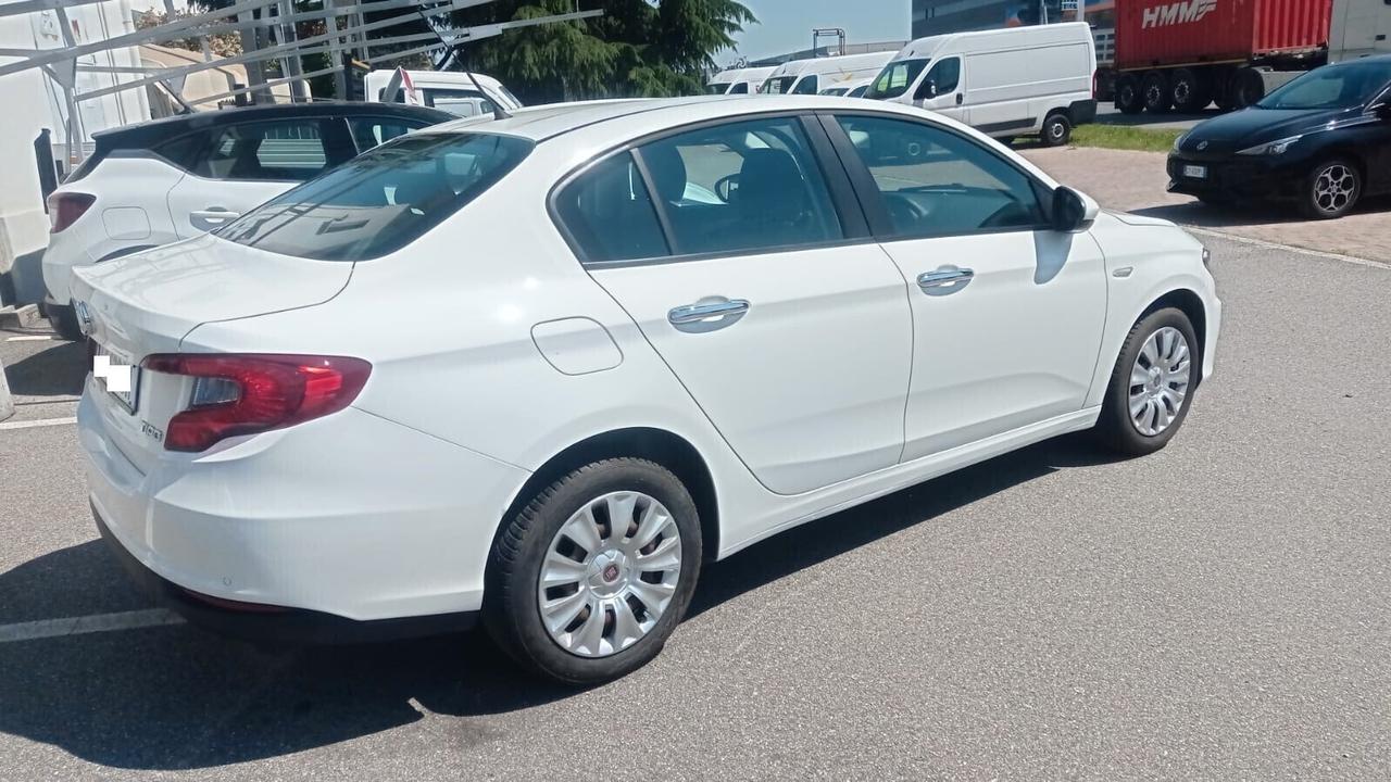 Fiat Tipo 1.4 4 porte Pop