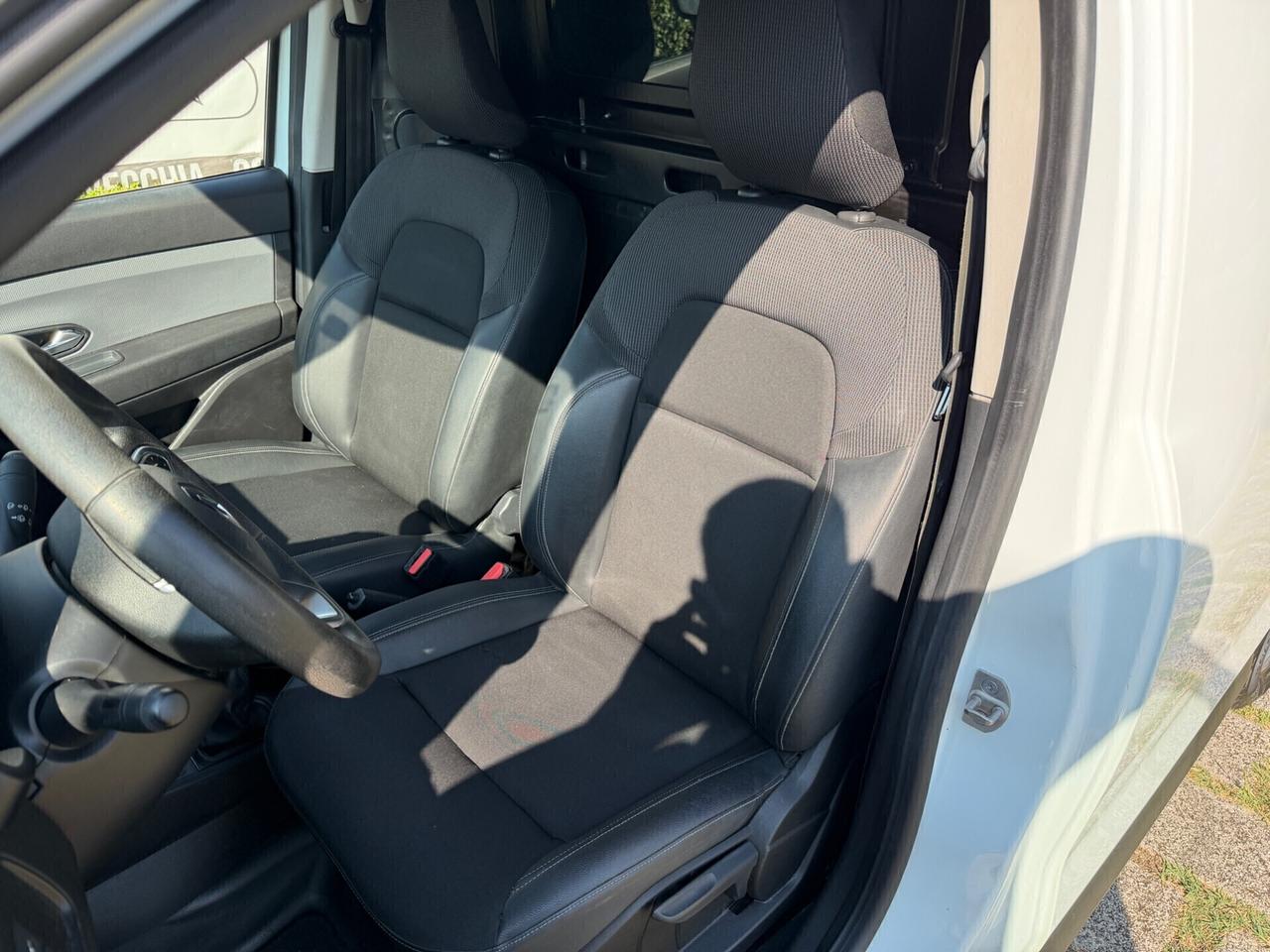 Renault Express 1.4dCi 75CV-12/2021"KM 79.000"