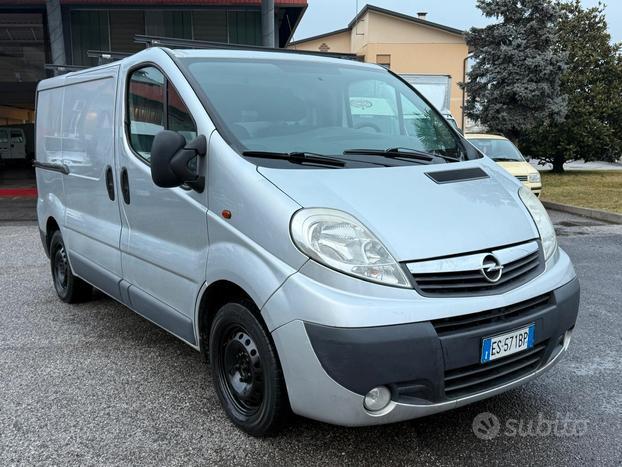 Oepl vivaro 2.0 cdti l1 h1 2013