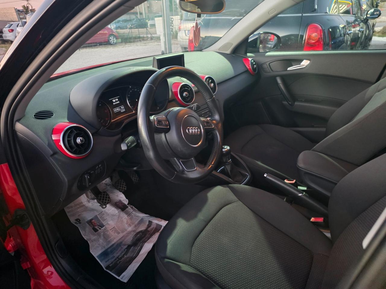 Audi A1 1.6 TDI S line edition