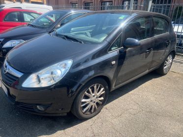 Opel Corsa 1.2 5 porte Cosmo