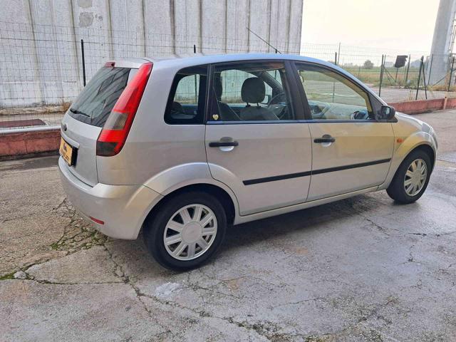 FORD Fiesta 1.4 16V 5p. Ghia ok neopatentati