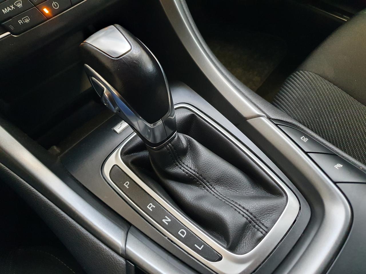 FORD Mondeo 4ª serie - Mondeo Full Hybrid 2.0 187 CV eCVT 4 porte Vignale