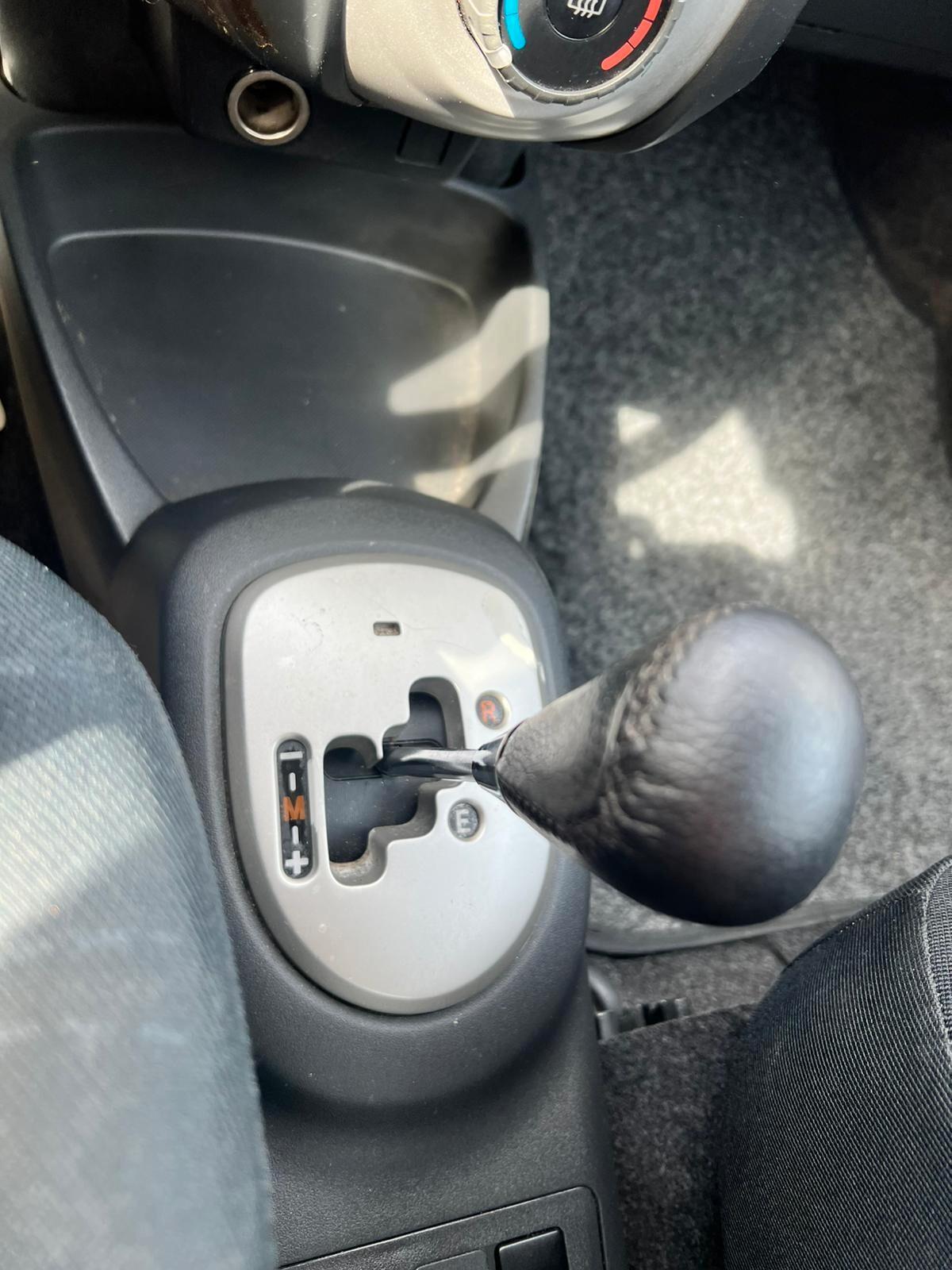Toyota Yaris 1.3 M-MT 3porte Sol
