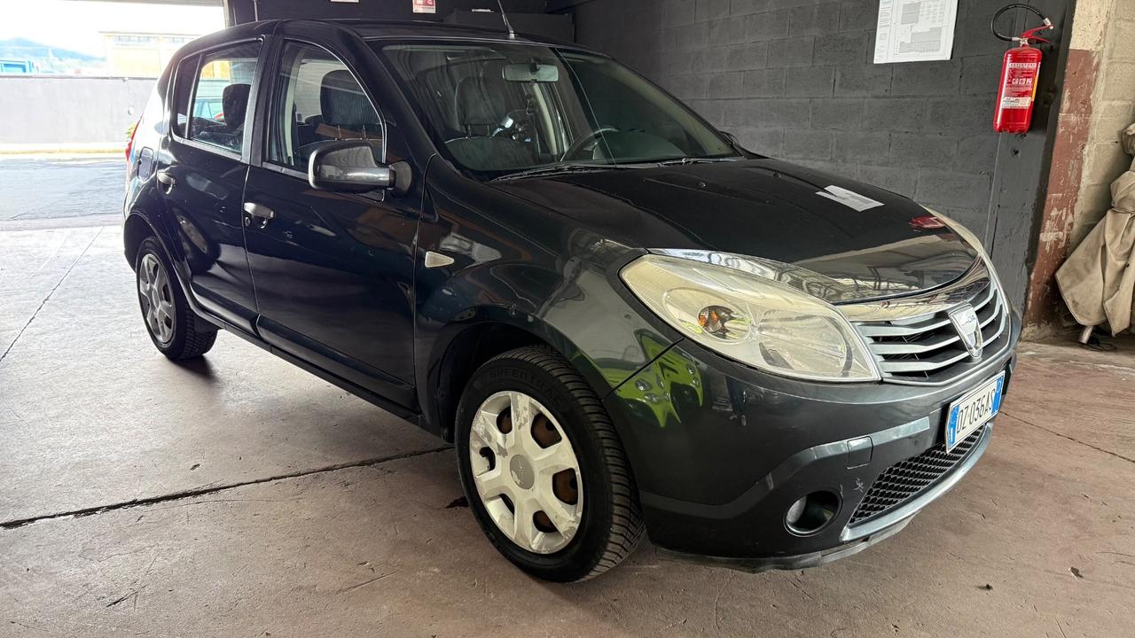 Dacia Sandero 1.4 8V GPL Lauréate