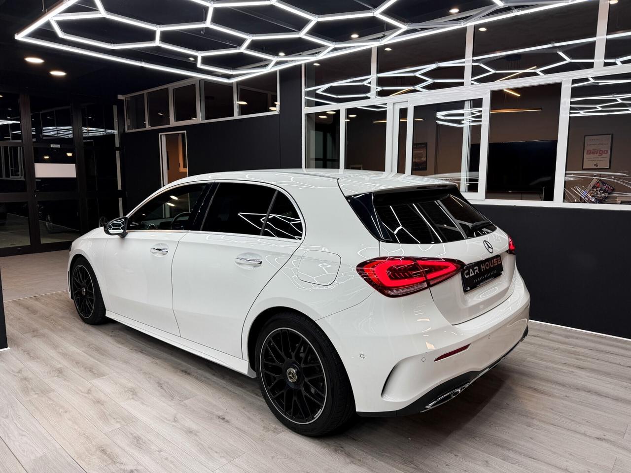 Mercedes Classe A 180d 1.5 116CV Premium AMG