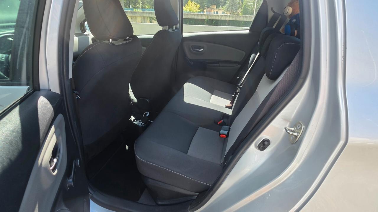 Toyota Yaris 1.5 Hybrid 5 porte Active