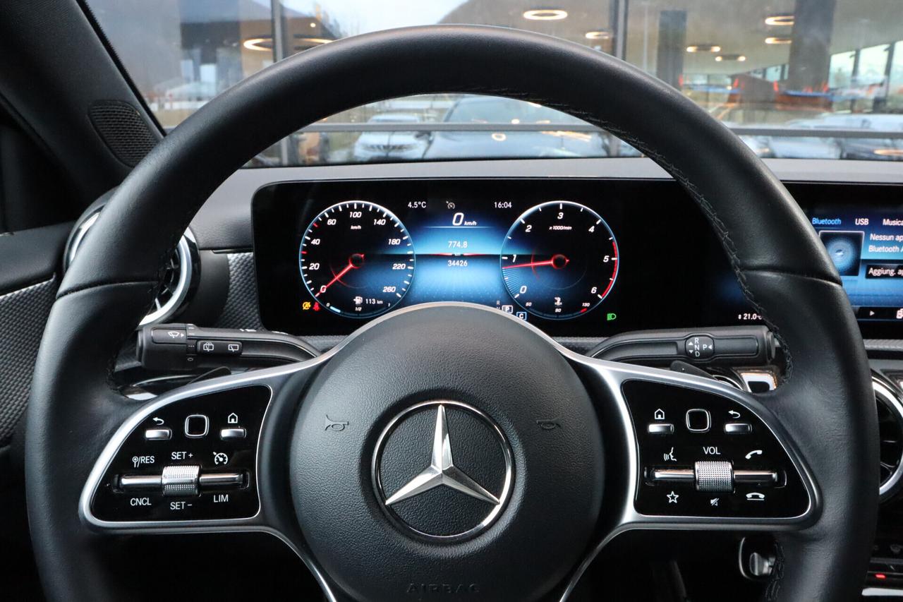 Mercedes-benz A 180 Mercedes A 180 d 2.0D SPORT AUTOMATIC LED DIGITAL DISPLAY MBUX CAMERA ANCHE GUIDABILE DA NEOPATENTAT