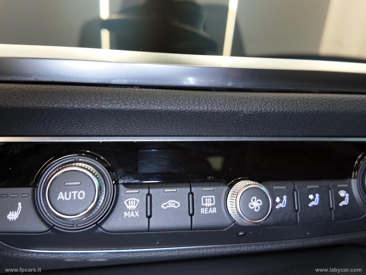 AUDI RS Q3 SPB quattro S tronic TETTO APRIBILE