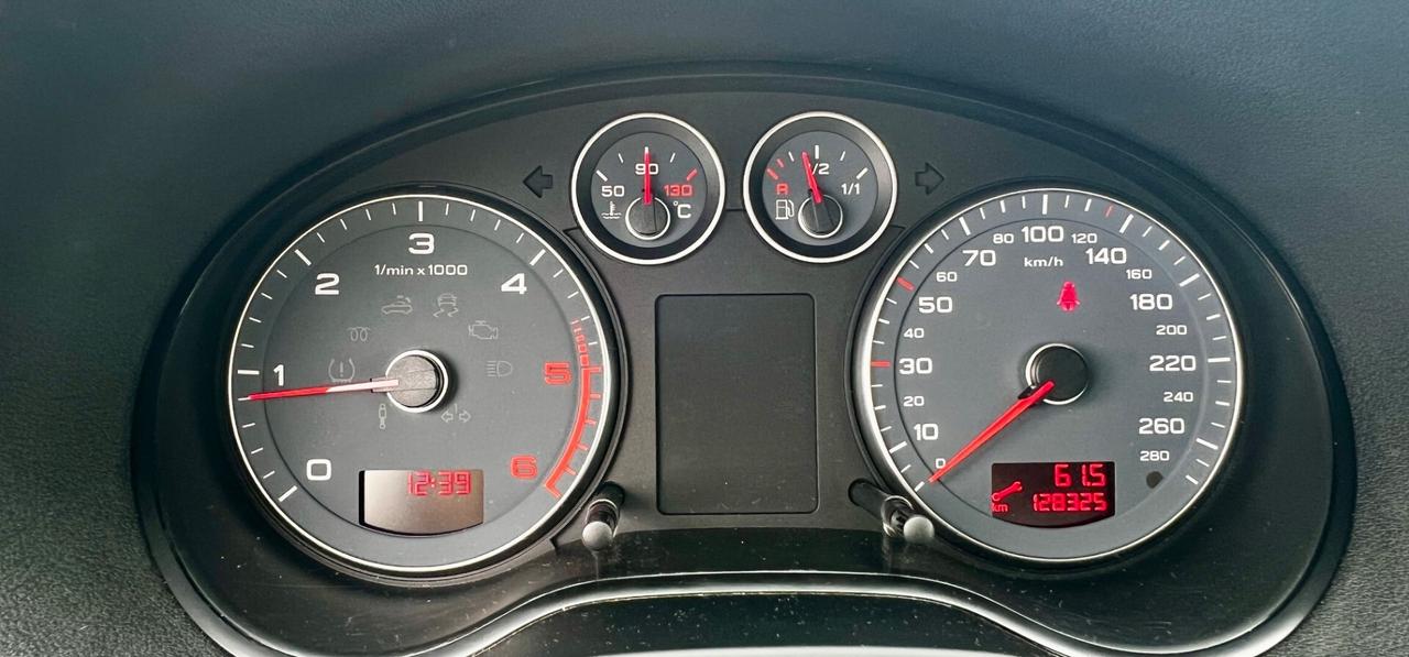 Audi A3 SPB 1.6 TDI 105 CV CR Ambition