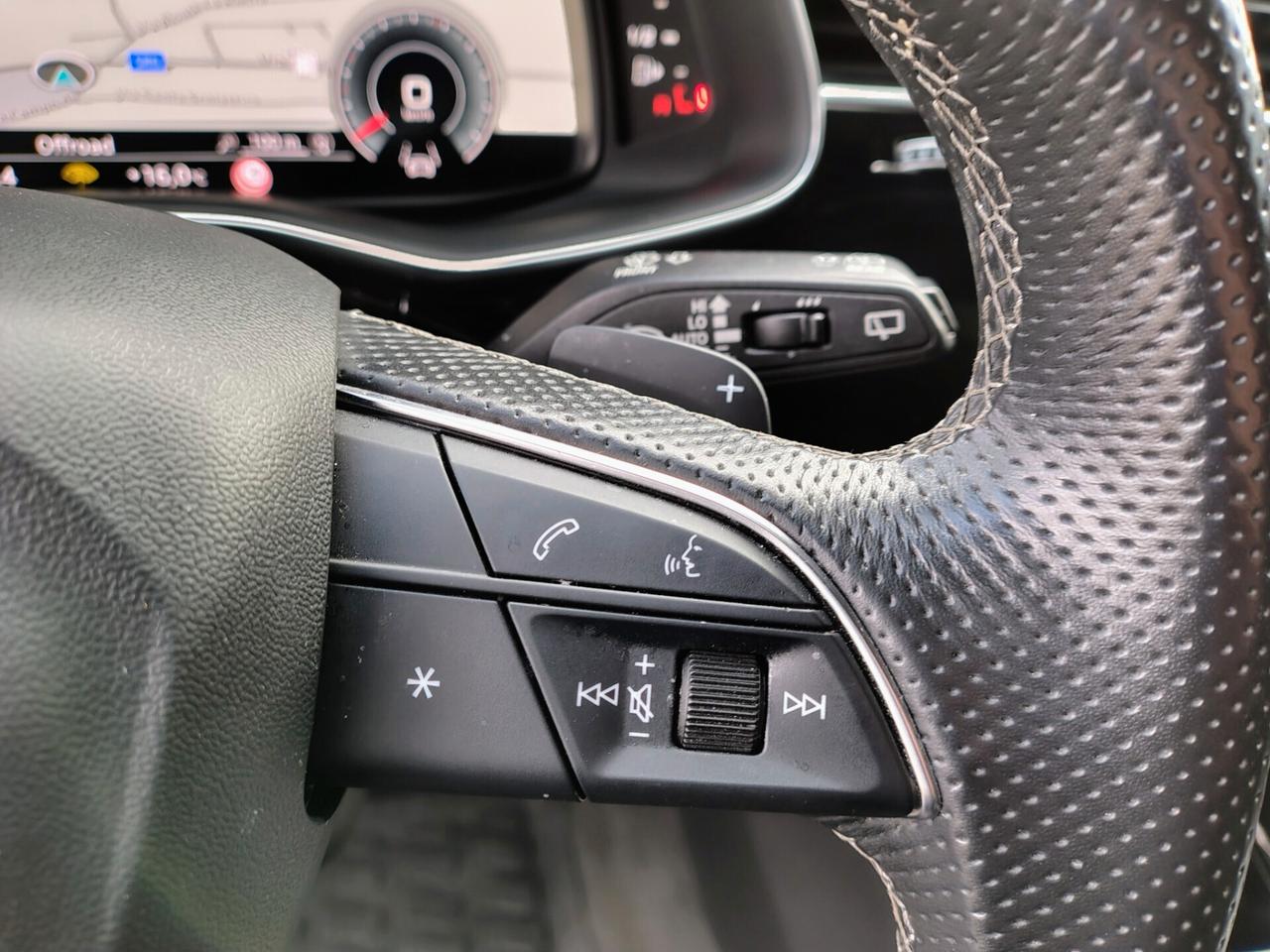 Audi Q8 55 TFSI e quattro tiptronic Sport