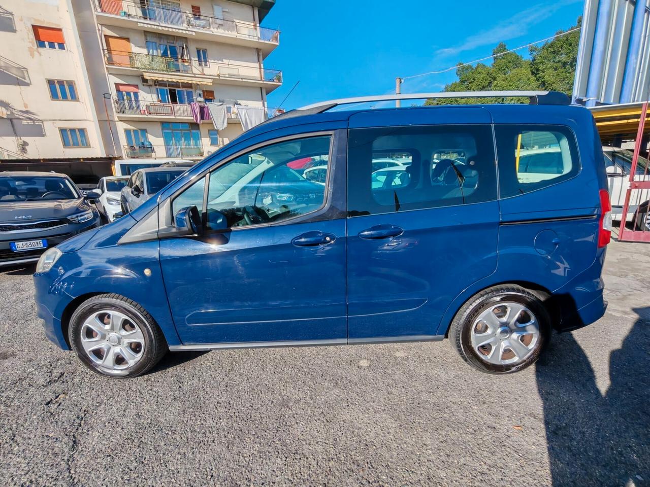 Ford Tourneo Courier 1.5 TDCI 75 CV Plus