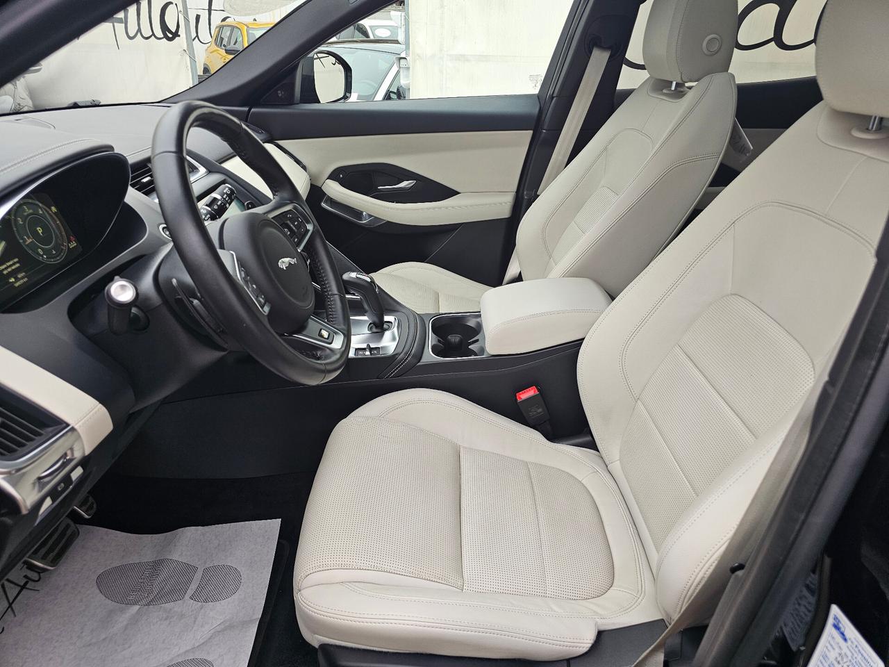 Jaguar E-Pace 2.0D 150 CV R-Dynamic S