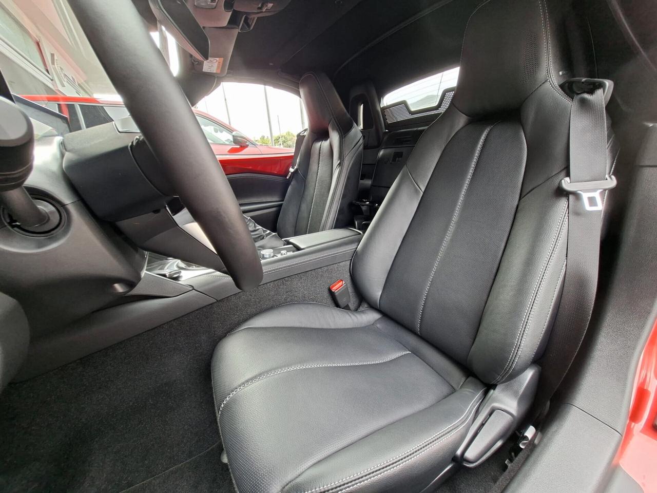 Mazda MX-5 1.5L Skyactiv-G Exclusive-Line