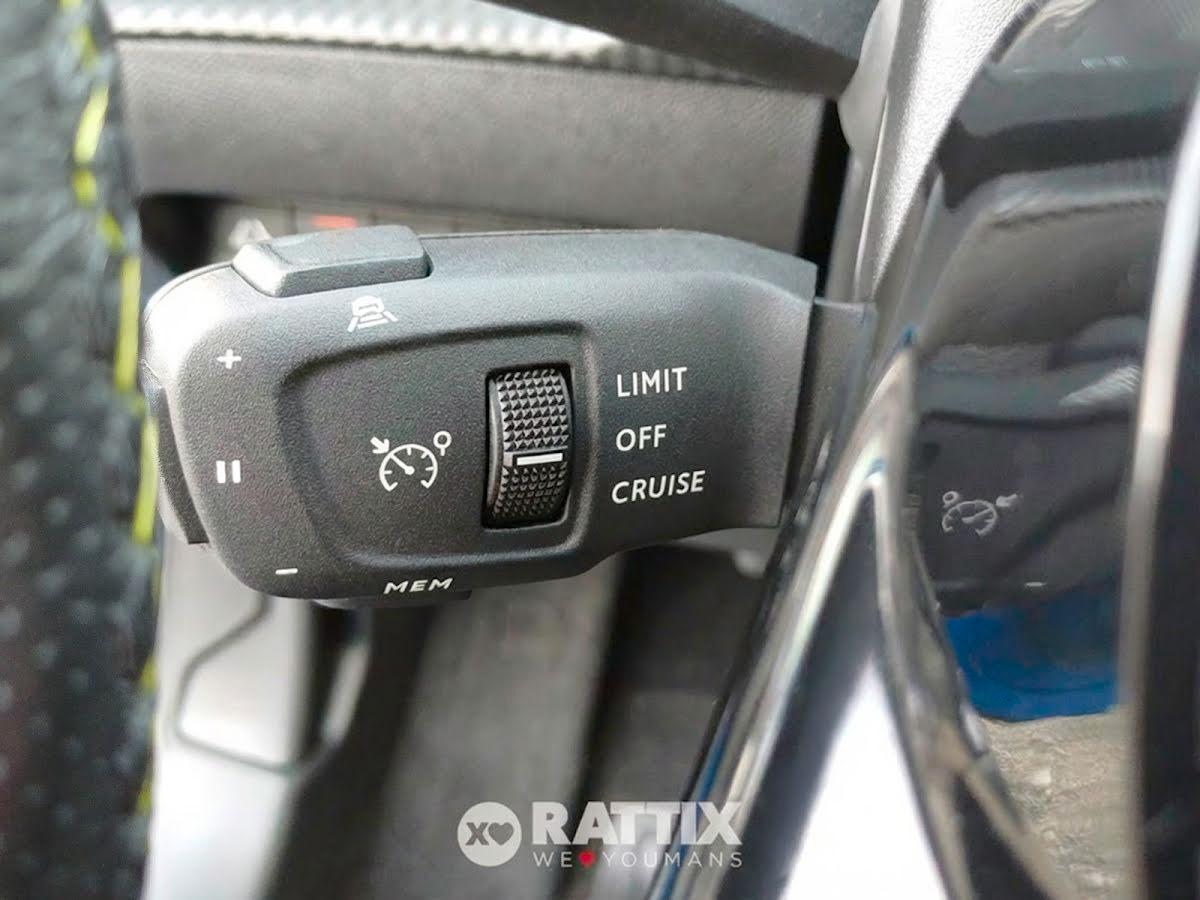 Peugeot e-208 motore elettrico 100kW GT