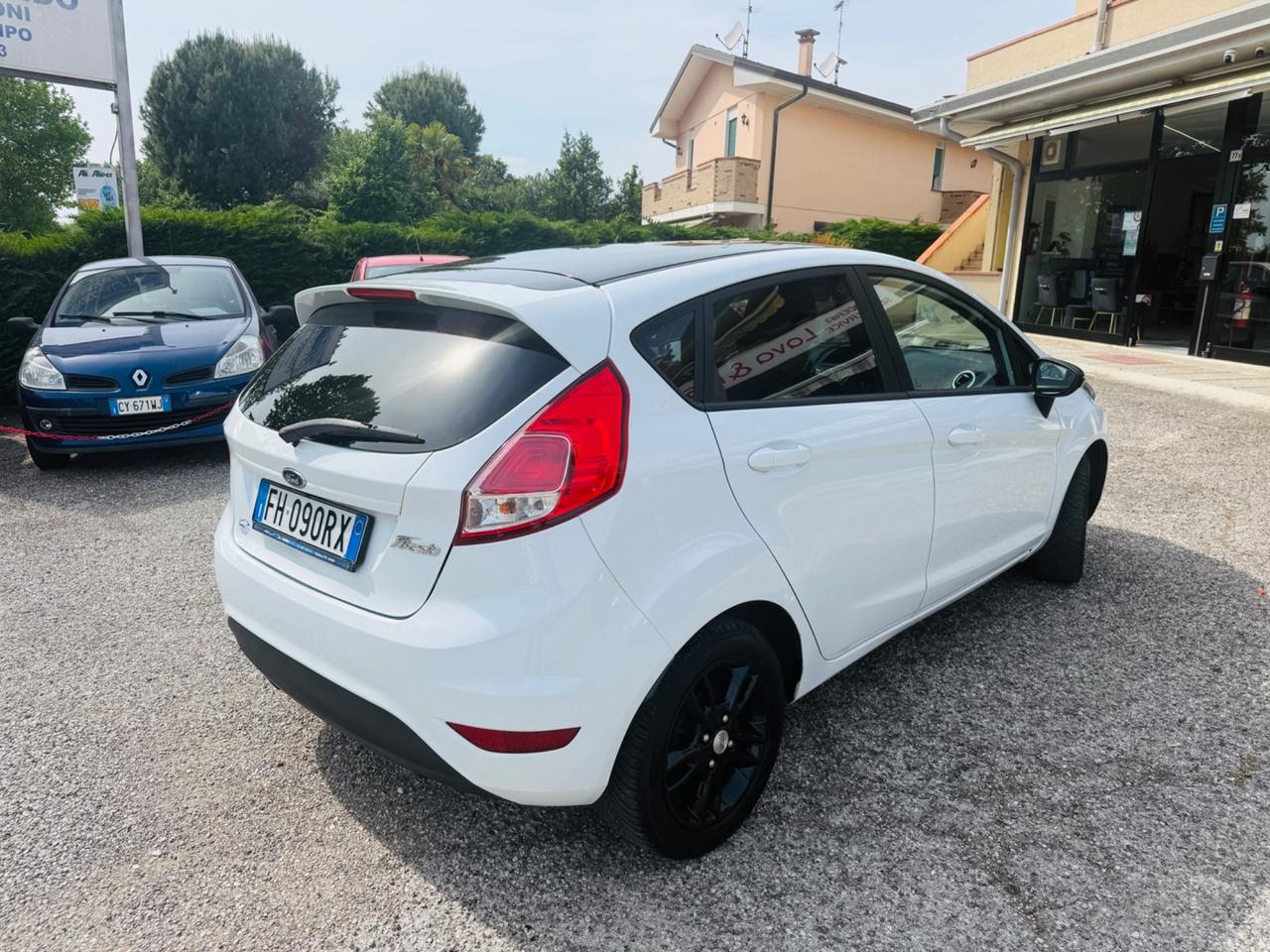 Ford Fiesta 1.2 B/GPL 82CV Black & White Edition