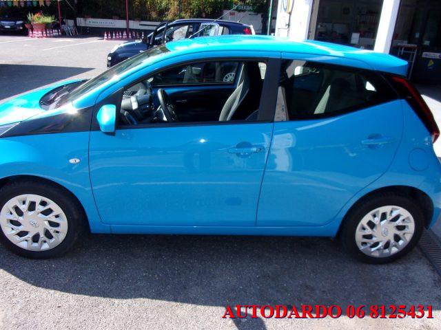 TOYOTA Aygo 1.0 VVT-i 72 CV 5P x-business