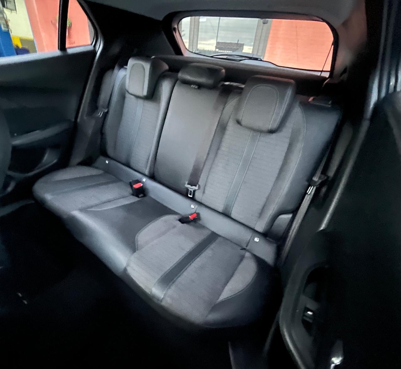 Peugeot 2008 BlueHDi 110 Allure -solo Km 40500-