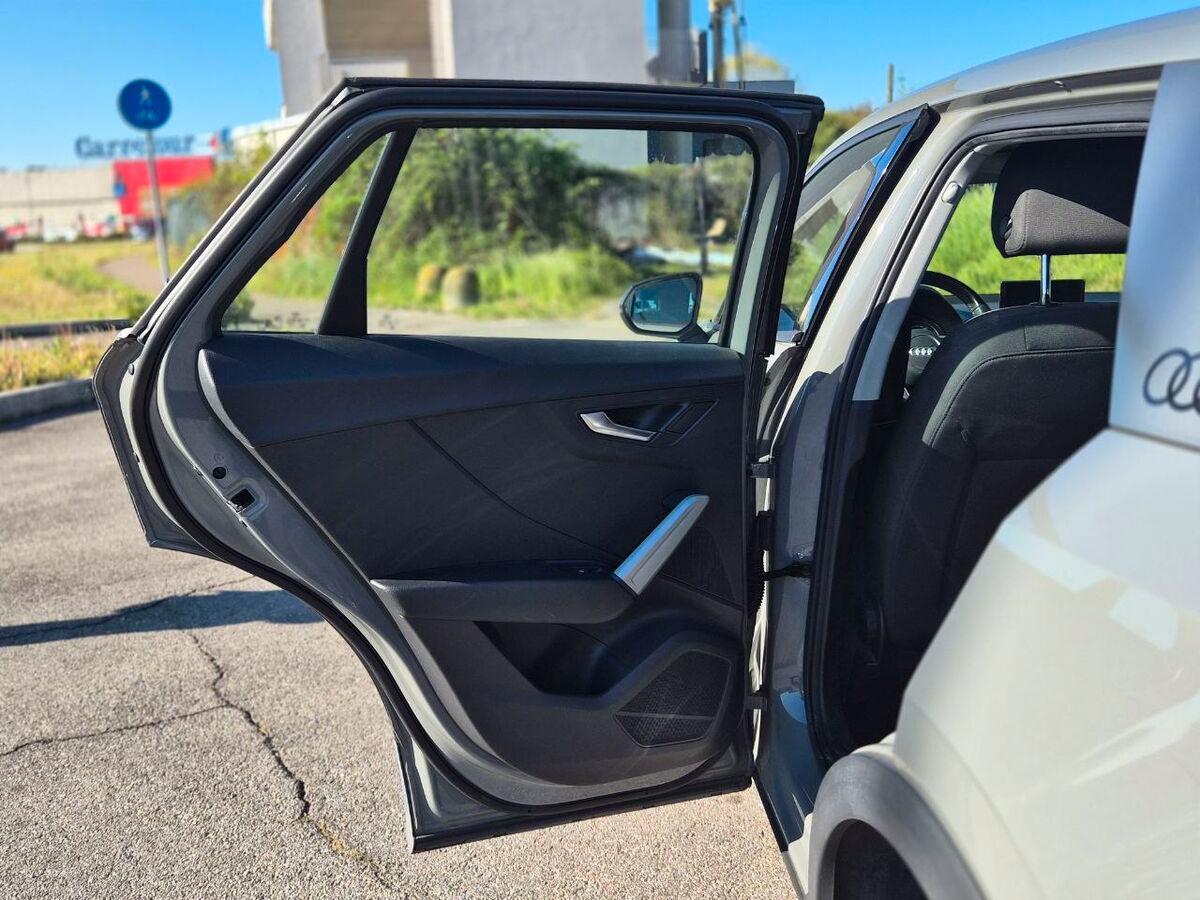 Audi Q2 30 1.6 tdi Admired s-tronic