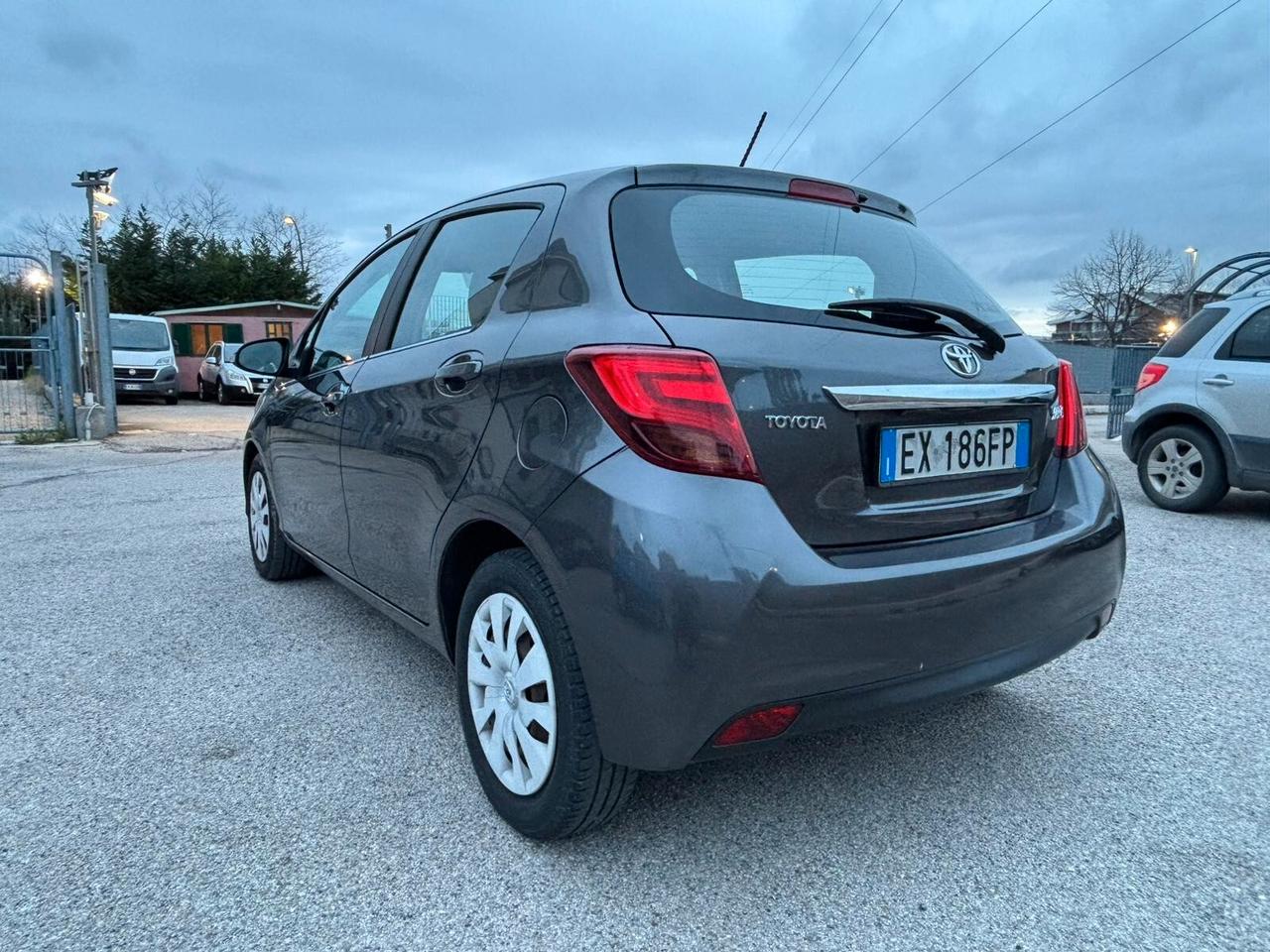 Toyota Yaris 1.4 D-4D 5 porte Lounge