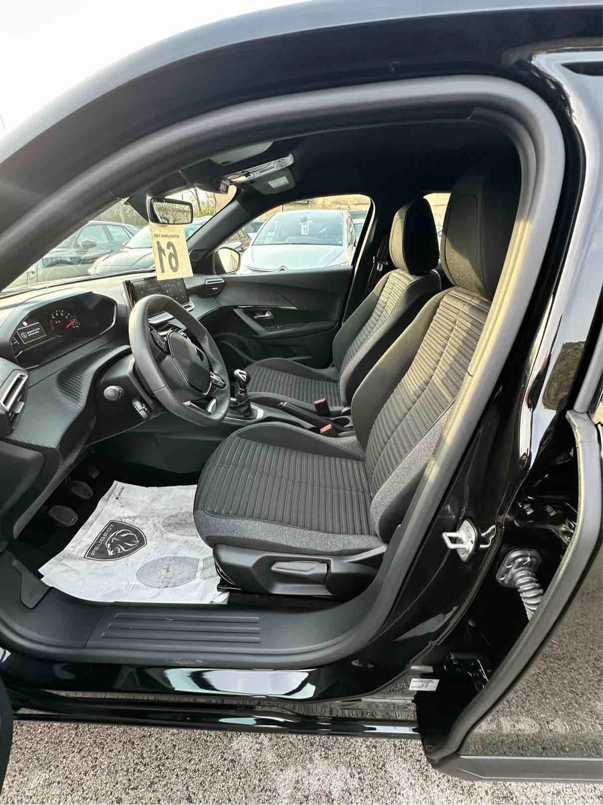 Peugeot 2008 PureTech 100 S&S Style