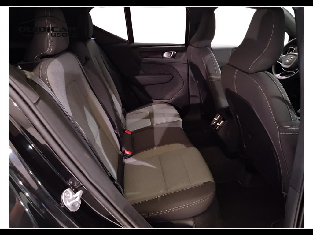 VOLVO XC40 2023 - XC40 2.0 b3 Core auto
