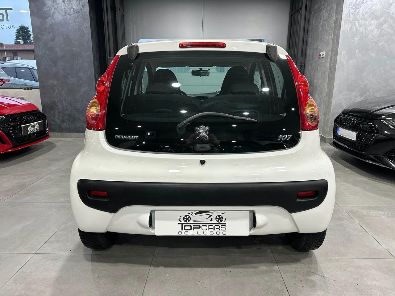 Peugeot 107 1.0 68CV 5p. NEOPATENTATI