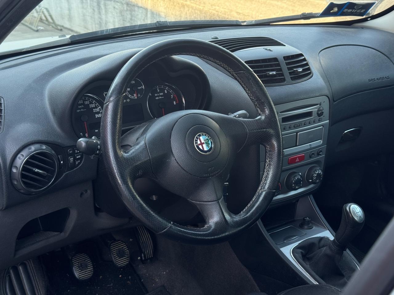 Alfa Romeo 147 1.6 16V Benzina 105 Cv 5p neopatentati