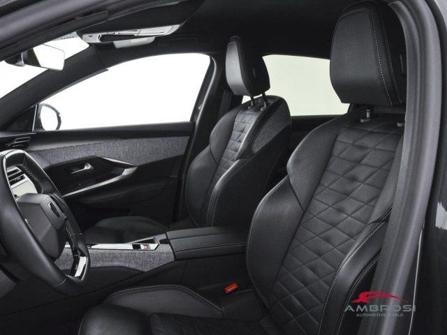 PEUGEOT 3008 1.2 hybrid GT 145cv e-dcs6