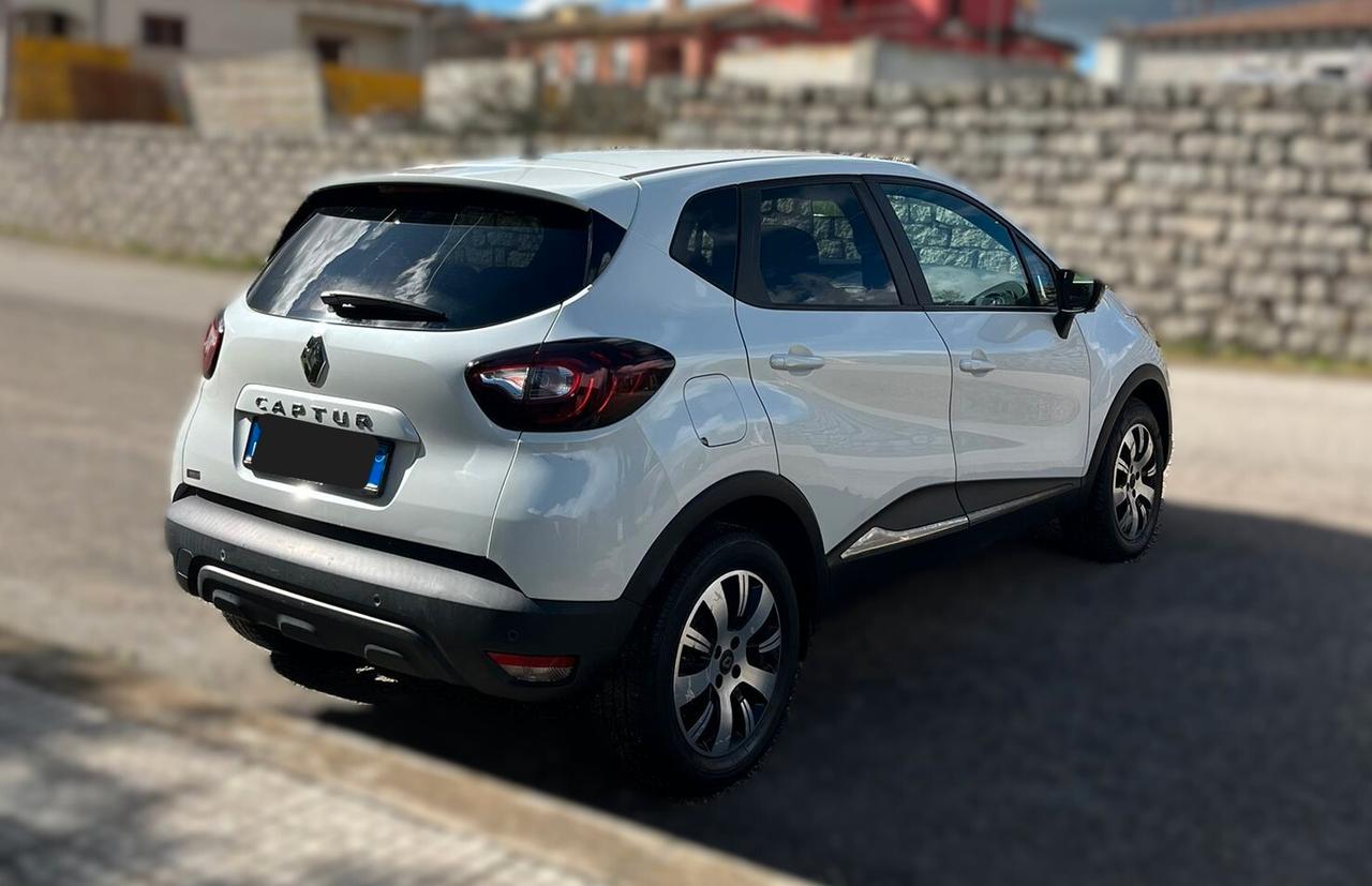Renault Captur dCi 8V 110 CV Start&Stop Energy Initiale Paris