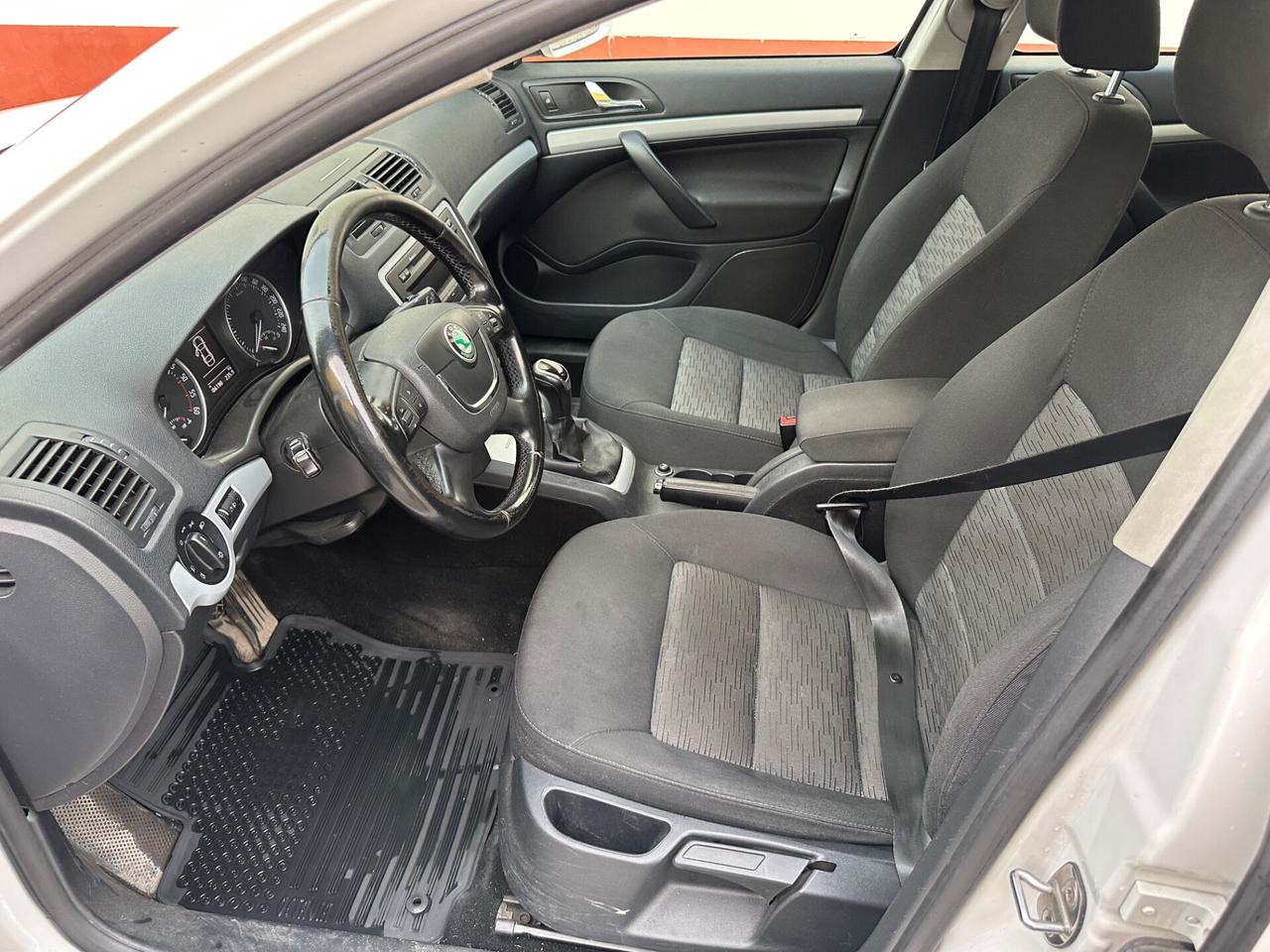 Skoda Octavia 1.6 TDI 4x4 Euro 5 - 2011