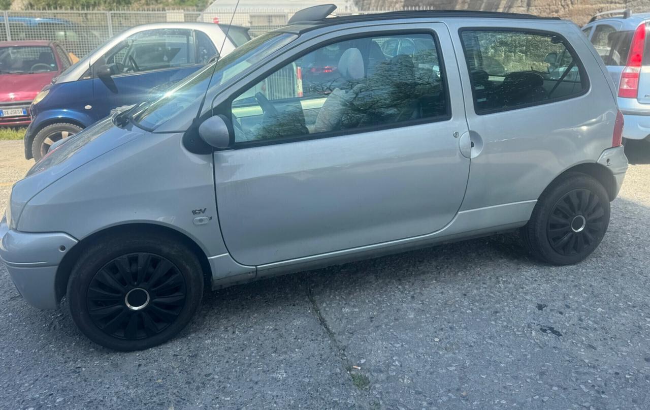 Renault Twingo 1.2i 16V 2004 tetto apribile full optional
