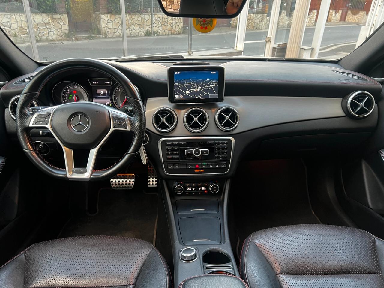 M-Benz GLA 220 CDI 4Matic Premium- AMG-TETTO- FULL
