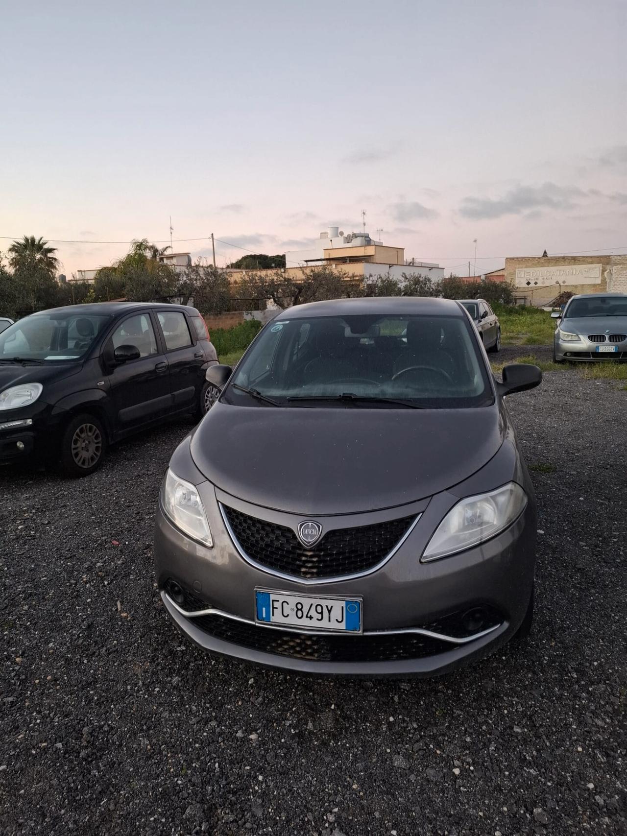 Lancia Ypsilon 1.2 69 CV 5 porte GPL Ecochic Mya