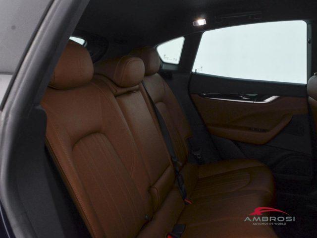 MASERATI Levante Levante V6 AWD Granlusso