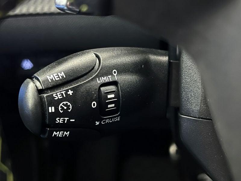 Peugeot 2008 2008 PureTech 130 S&S EAT8 GT