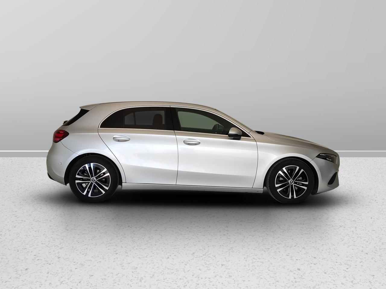 Mercedes-Benz Classe A - W177 2023 - A 180 d Progressive Advanced Plus auto