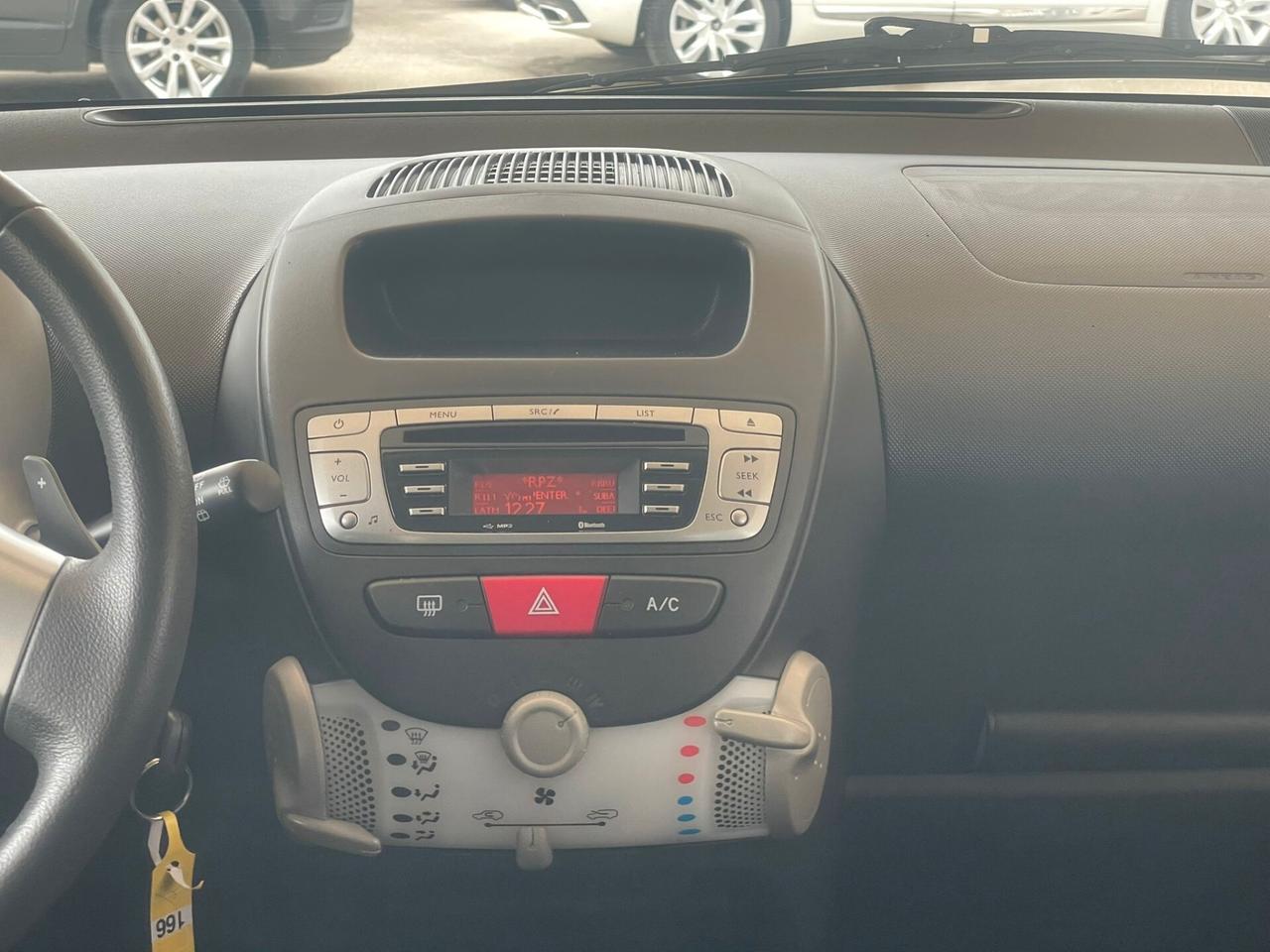 Toyota Aygo 1.0 12V VVT-i 5 porte Tobasco MMT automatica