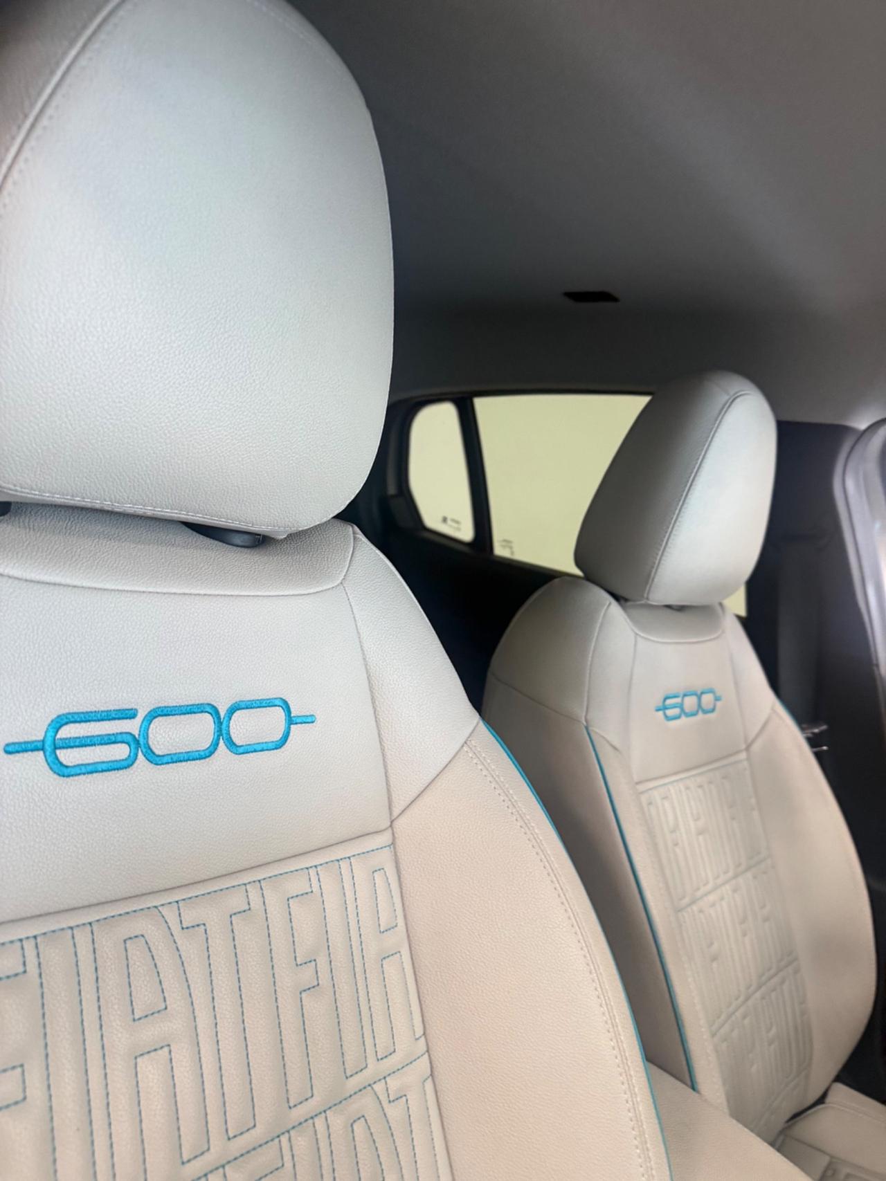 Fiat 600 Hybrid 110 CV DCT MHEV La Prima II