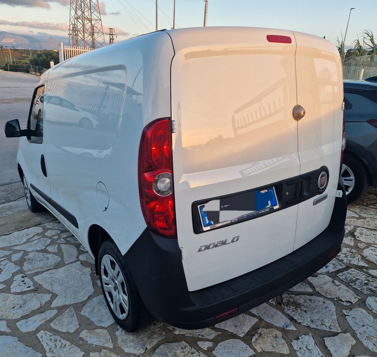 Fiat Doblo Doblò 1.6 MJT 105CV Lounge 3POSTI 2022
