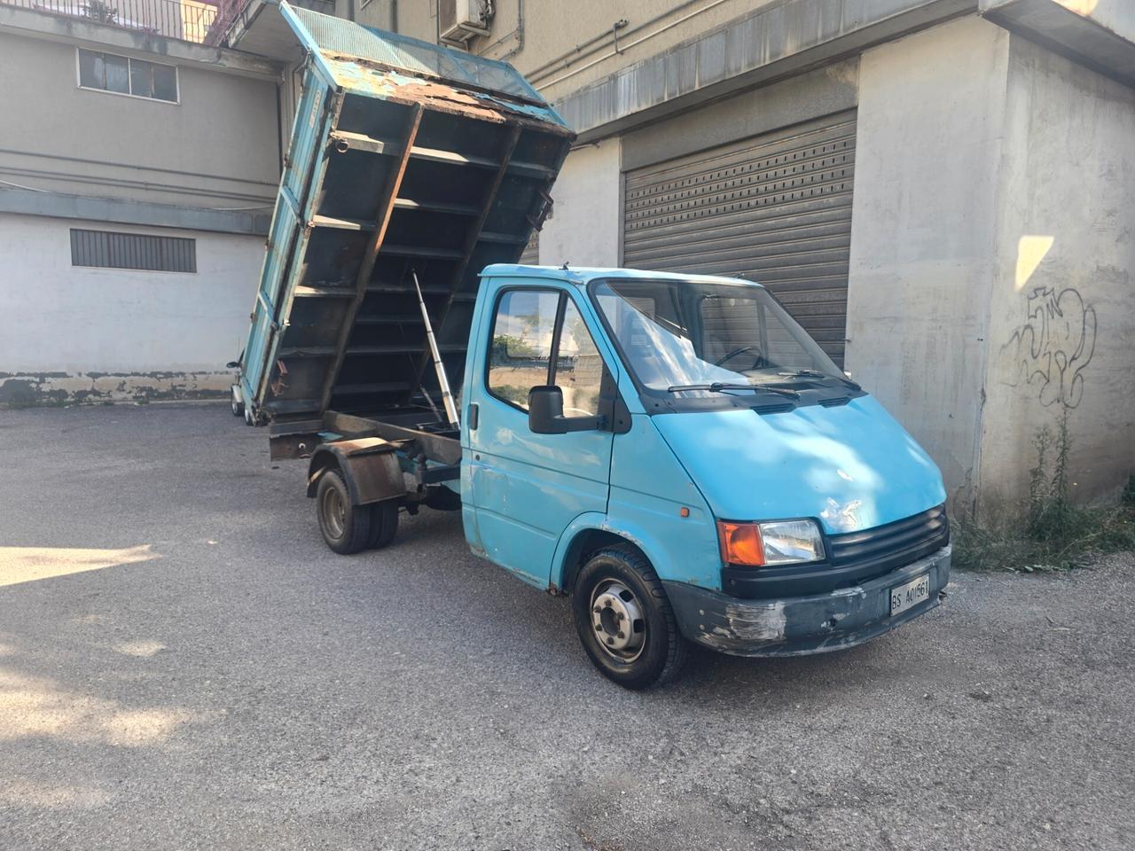 Ford transit 2.4 turbo ribaltabile trilaterale