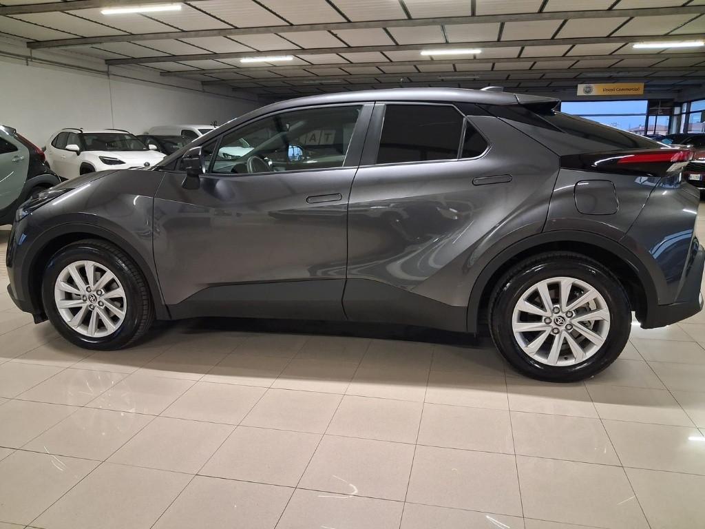 TOYOTA C-HR (2023-->) - C-HR 1.8 HV Active