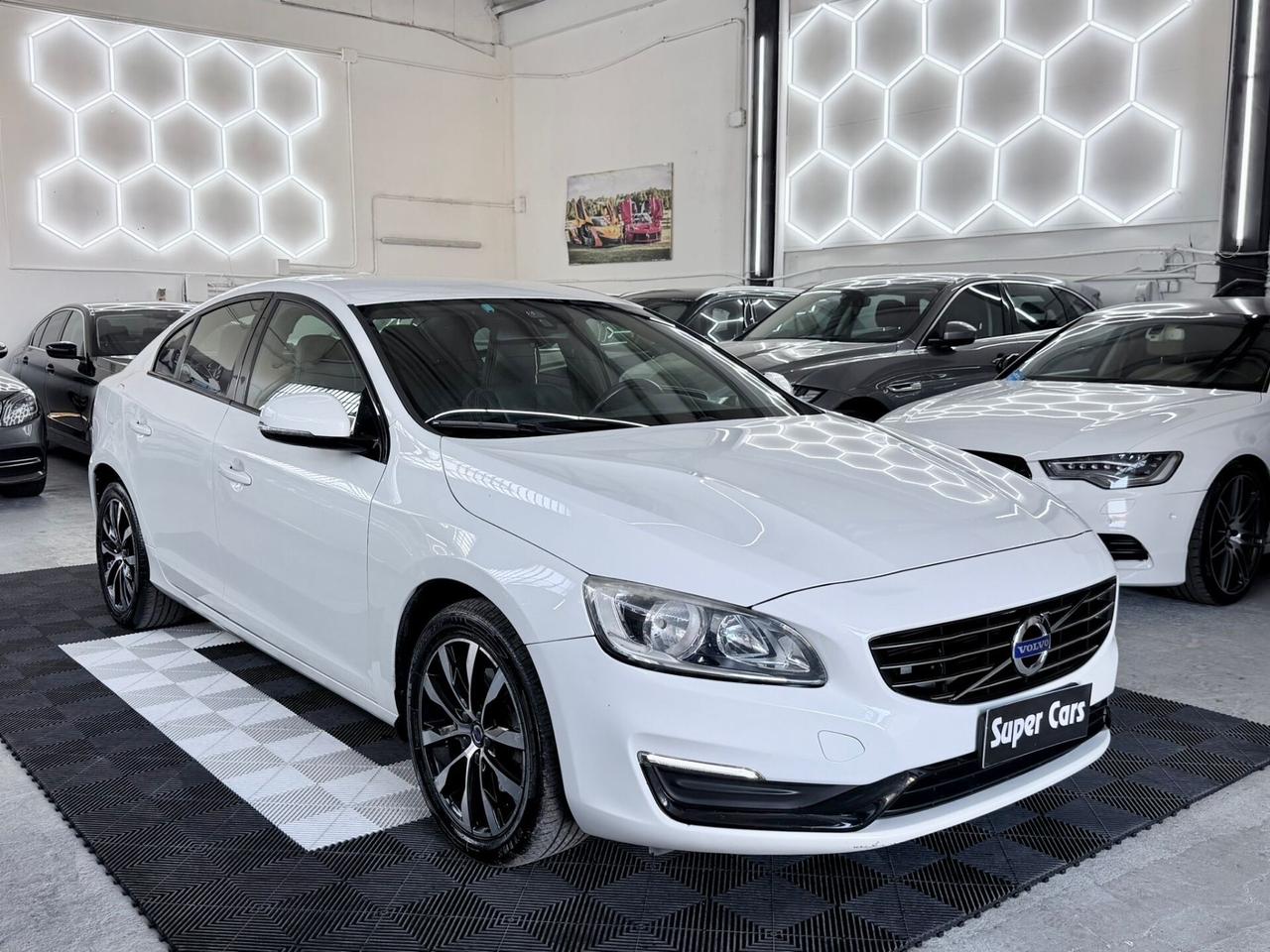 Volvo S60 D2 Geartronic Summum