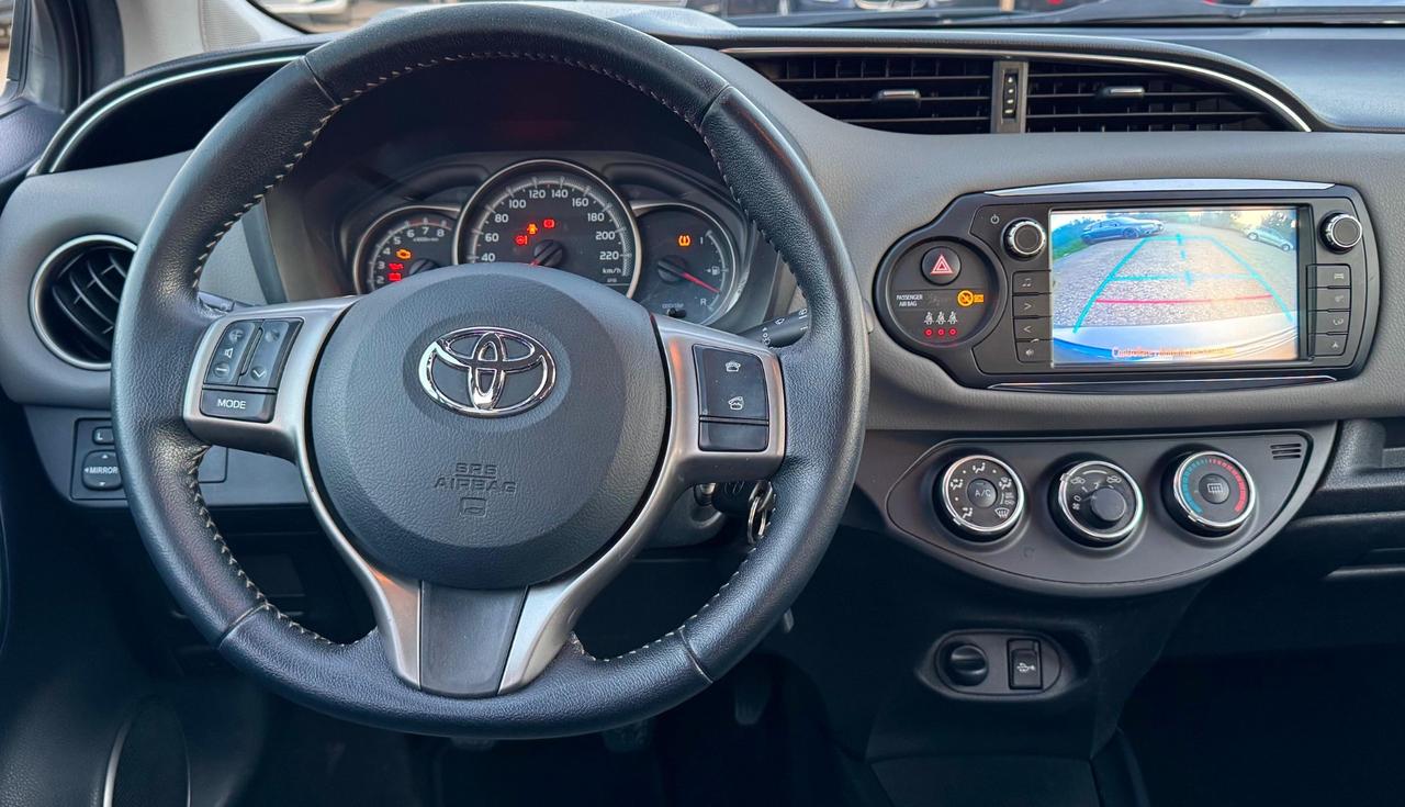 Toyota Yaris 1.0 5 porte Lounge