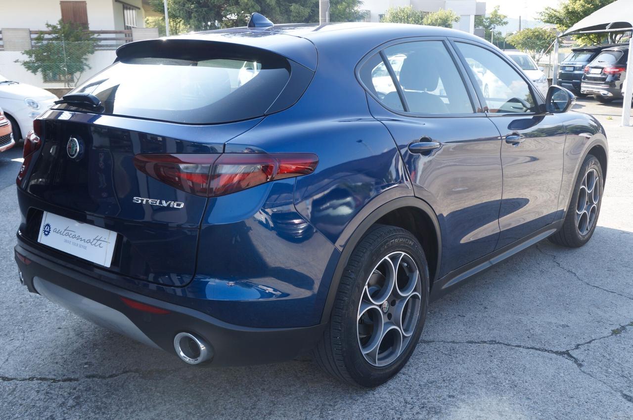 Alfa Romeo Stelvio 2.2 Turbodiesel 210 CV AT8 Q4 Executive PACK SPORT