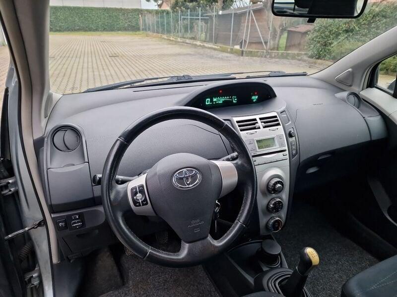 Toyota Yaris Yaris 1.3 3 porte Sol