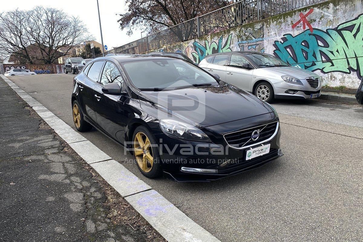 VOLVO V40 D2 1.6 Powershift Momentum